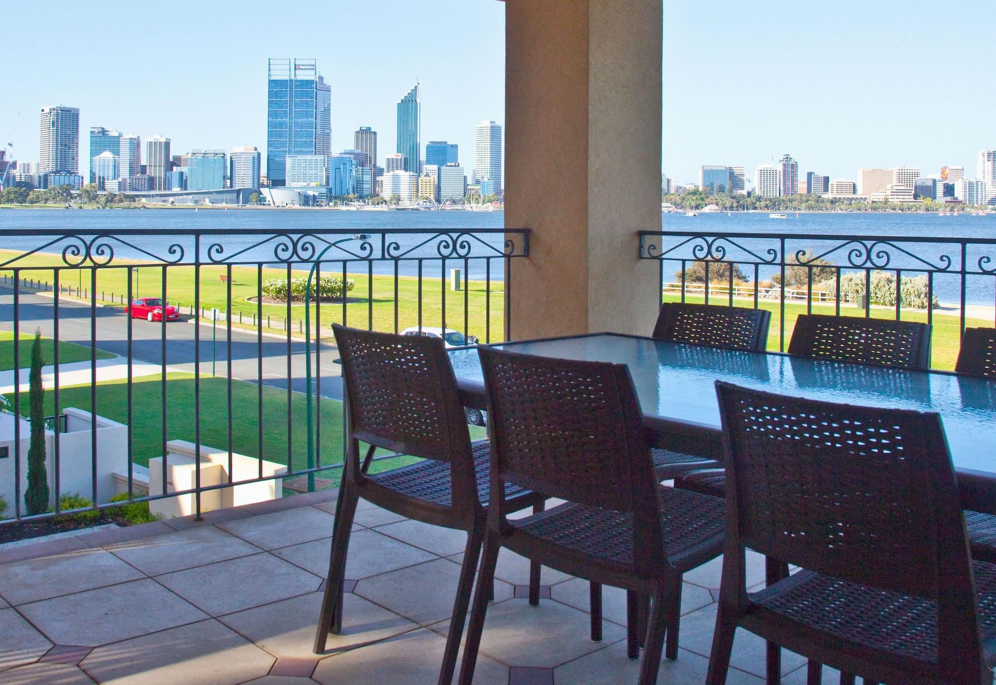 The Peninsula Riverside Serviced Apartments Perth Bagian luar foto